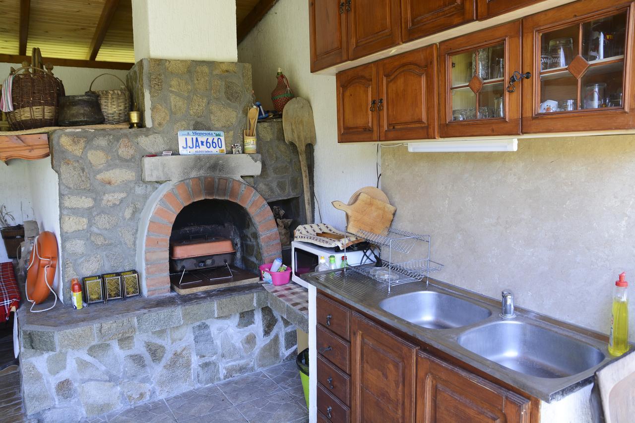 Guest House Raiski Kаt Mezek Exterior photo